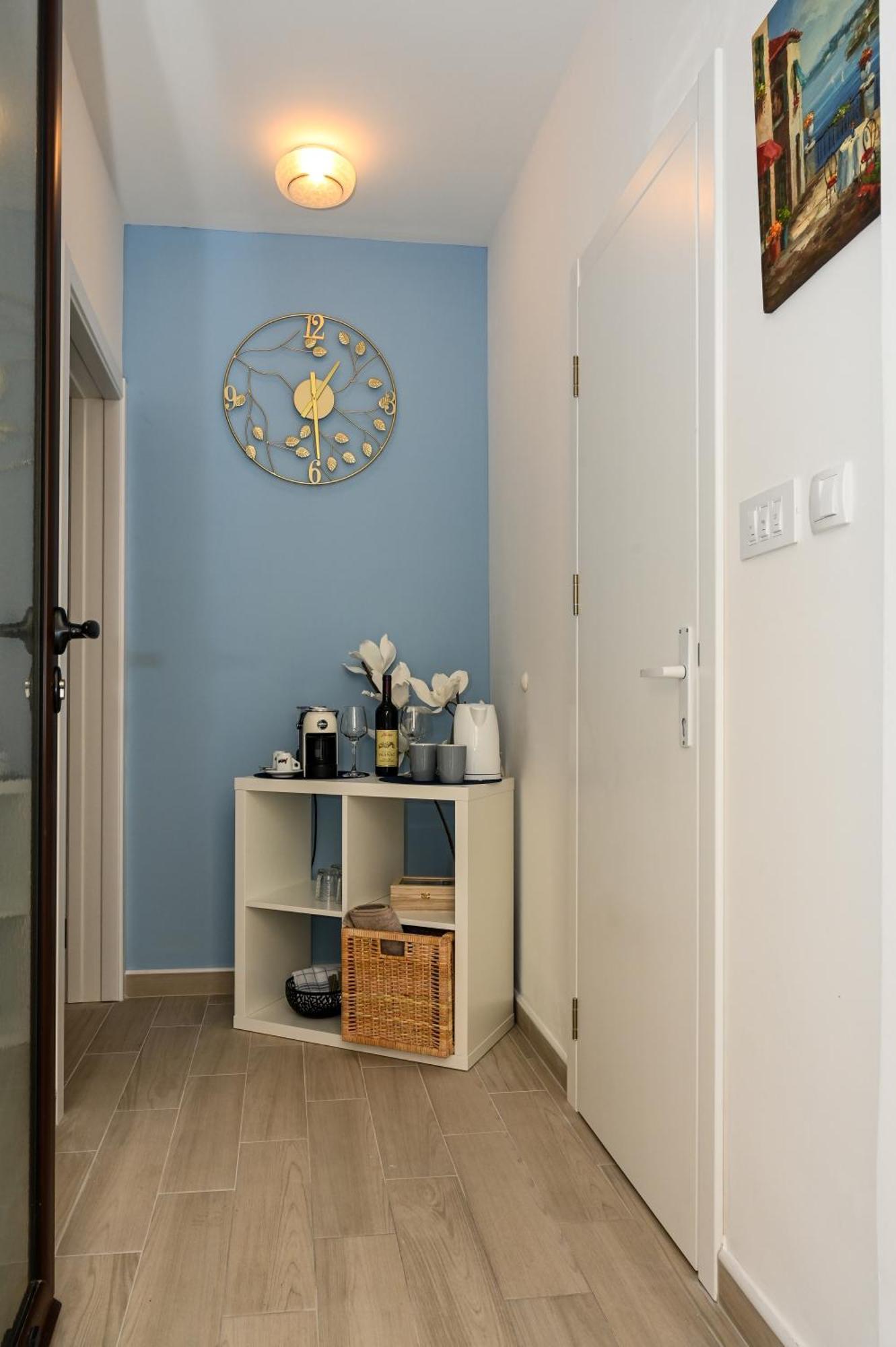 Porto Azzurro Apartments Tivat Exterior photo